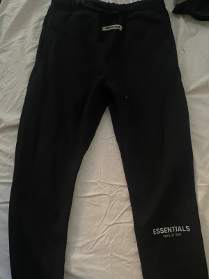 Essentials  - Essentials mjukisar