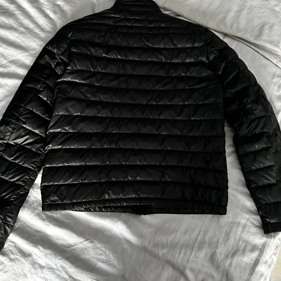 Moncler jacka  - 90