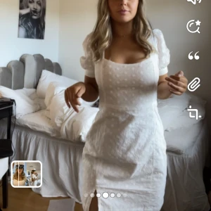 Studentklänning  - Säljer även denna!!