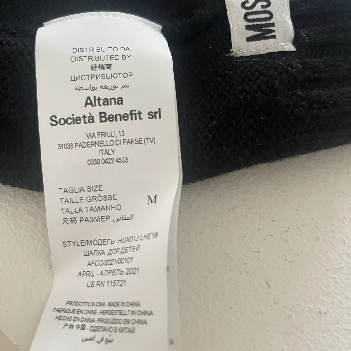 Moshino mössa  - 91