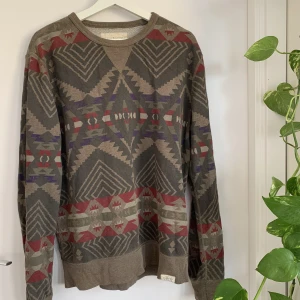 Tjocktröja  - Mönstrad tjocktröja från Ralph Lauren i herrmodell