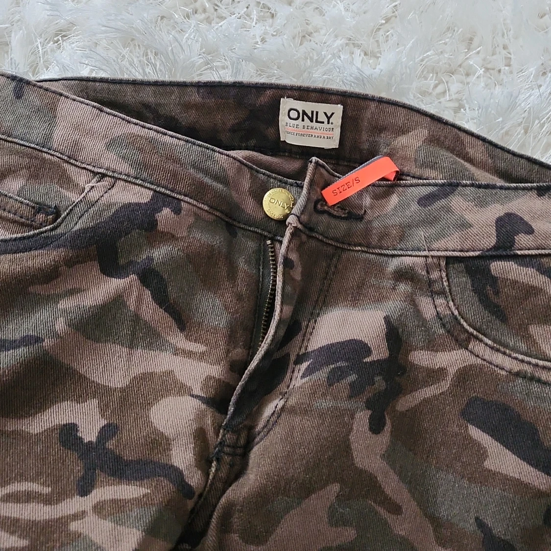 Kamouflage byxor - 90