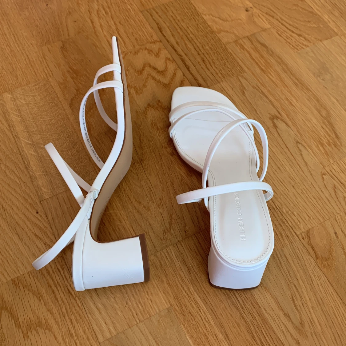 Vita klackskor  - 91