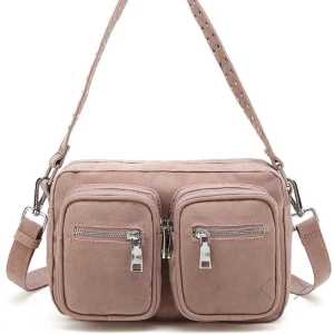 Noella väska - Säljer min rosa Noella väska då den inte riktigt kom till användning ❤️ 