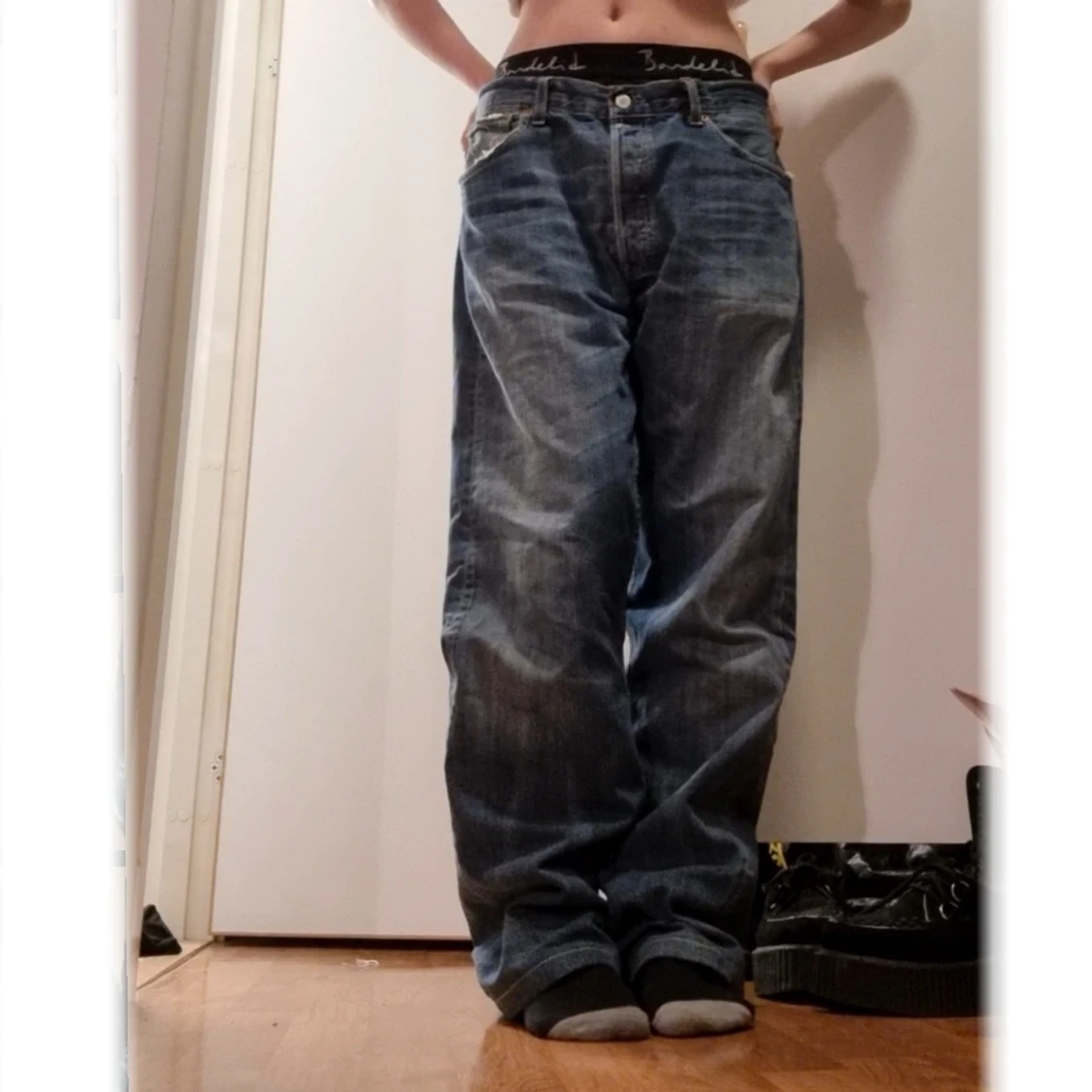 baggy jeans