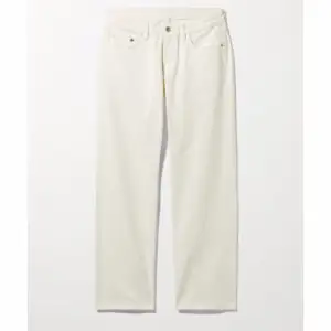 Säljer vita arrow jeans från weekday, storlek 26/32💕