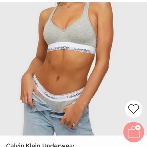 Calvin Klein  - Säljer nu min super fina calvin Klein bh som tyvärr har blivit för liten. Super fint skick på den nästan som ny. Det är bara att skriva ifall du ä intresserad 