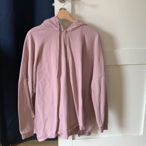 Pink huvtröja - ASOS design  - as new - never wear ASOS design New price : 299sek