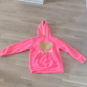 Adidas tröja - En tjock adidas tröja