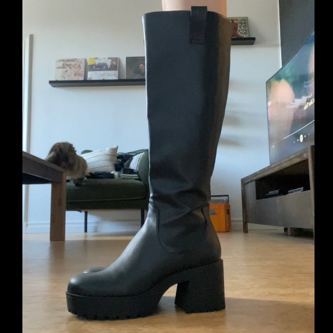 Svarta stövlar - 90