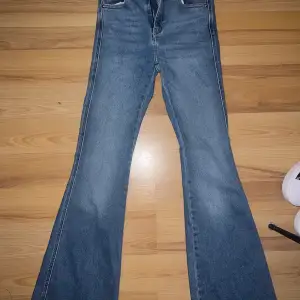 Jeans från dr.denim. 