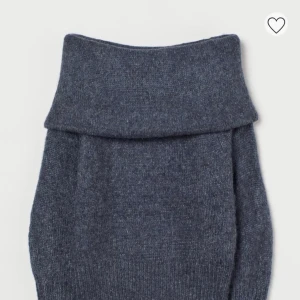 Stickad offshoulder tröja - Jättefin+ endast använd 1 gång! Nypris var 299