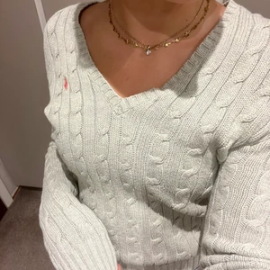 Tröja från Ralph lauren  - Jättefin kabelstickad tröja från Ralph lauren 💗