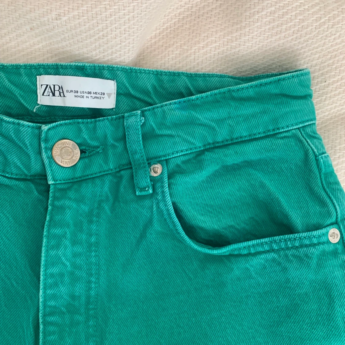 Gröna Zara Jeans  - 91