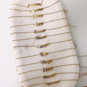 Zodiac anklets  - säljer fotlänkar av hög kvalitet i 18k guldplätering. Helt nya från Beccjewelry.com. Nypris ligger på 299kr. Jag säljer de för 150kr styck. De som finns kvar är: Aries, Virgo, Gemini, cancer, pisces, scorpio, taurus, sagittarius. 150kr + frakt 30kr