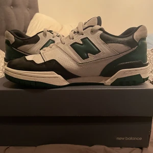 New balance skor  - Tjena säljer nu mina new balance. Cond 7/10. 
