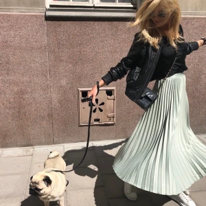 Grön plisserad kjol - Strl 34