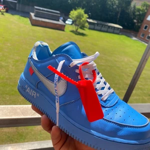 nike AF1 - off white university blue - Sparsamt använda.  Storlek 42  Inga flaws 8/10 