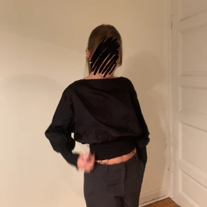 Toteme blus - Elegant och cool toteme blus i storlek xs💞💞