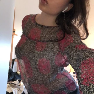 Mesh topp - Så fin storlek 38 pris 90 kr + frakt