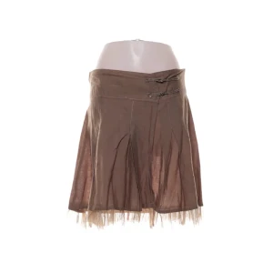 brun kjol - jättefin kjol köpt på sellpy, aldrig använd🤎🧚🏼‍♂️🧸🤍