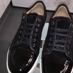 Lanvins skor storlek 9 - Har använt dom typ en vecka 