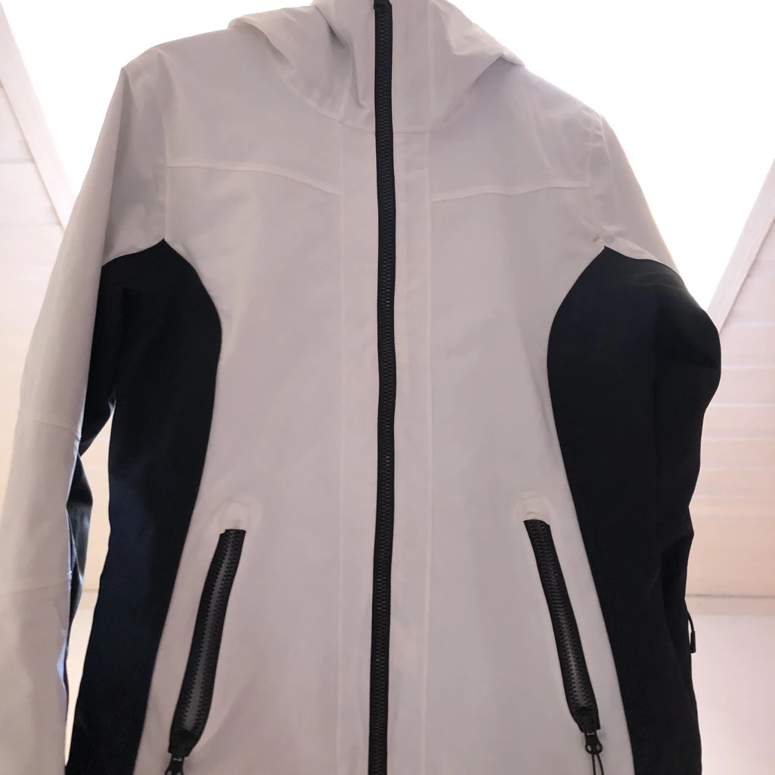 Vit skid jacka 