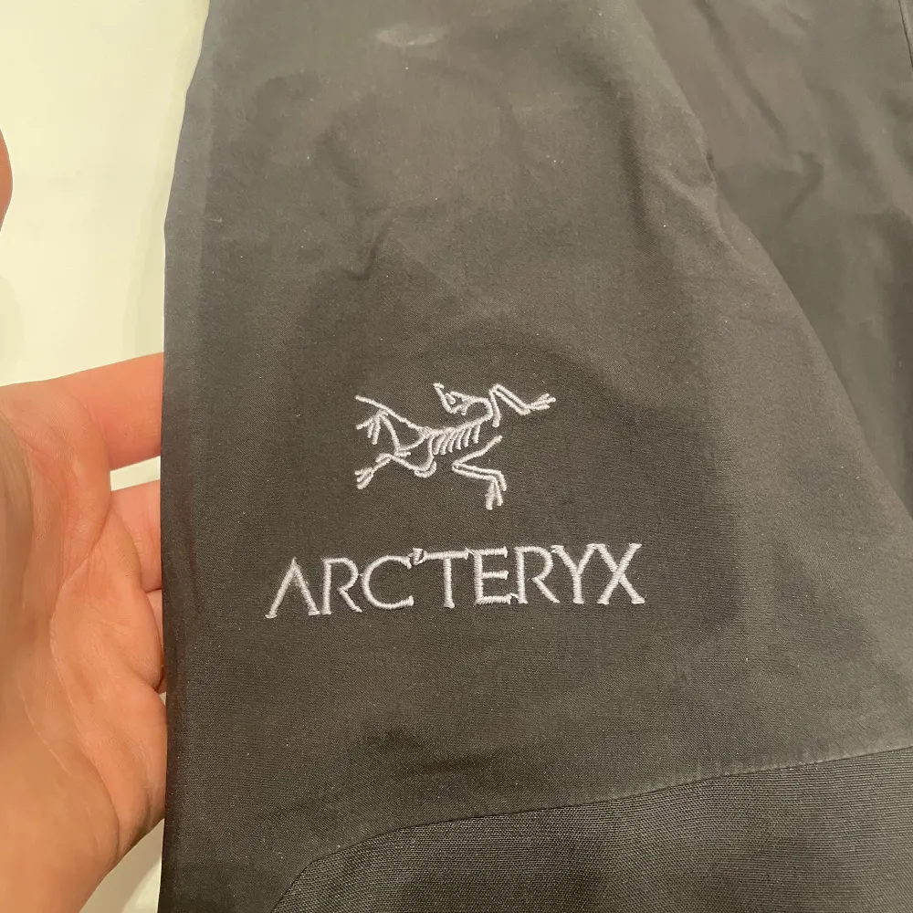 Arcteryx bib bukser  Svart. Jeans & Byxor.