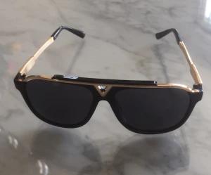 Nya solglasögon - Nya oanvända. Inga repor. Kan hämtas eller skickS spårbart 