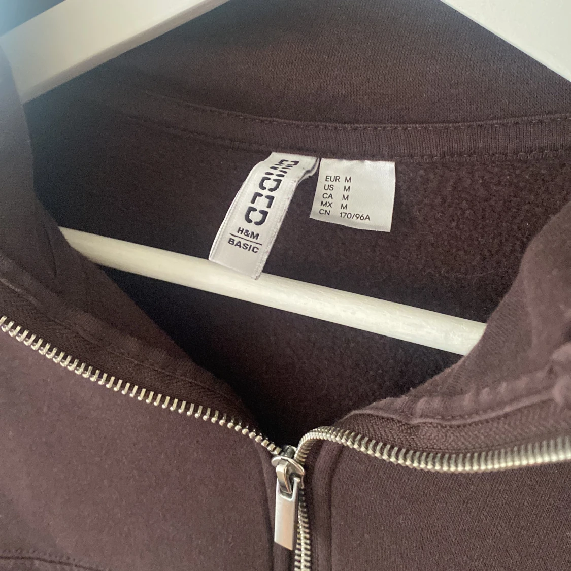 Brun tröja från H&M - 91