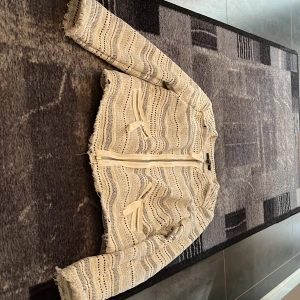 Kavaj  - Väldig fin knappt använd 