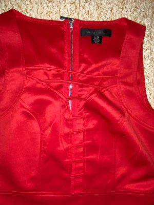 Kläning - Säljs pågrund av ingen användning (aldrig använd)