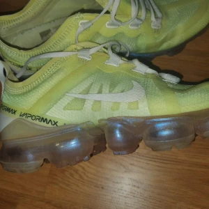 Skor,  nike vapormax - Bra skick, använda 2 gånger ungefär. 