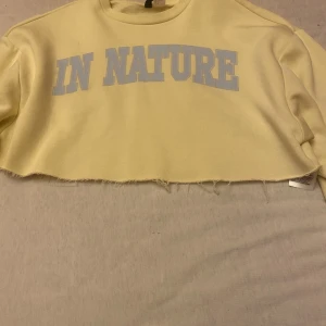 Hoodie - Helt ny Croptop hoodie 