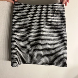 Kjol storlek S  - Kjol storlek S bra skick 