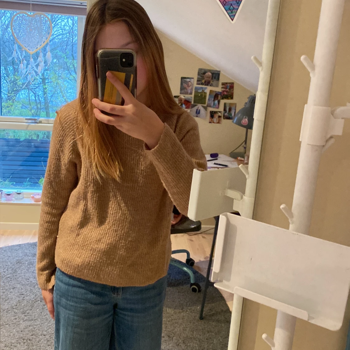 Stickad tröja från pieces. - 91