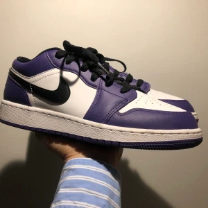 Nike Air Jordan - Skor i mycket gott skick, använda någon enstaka gång. 