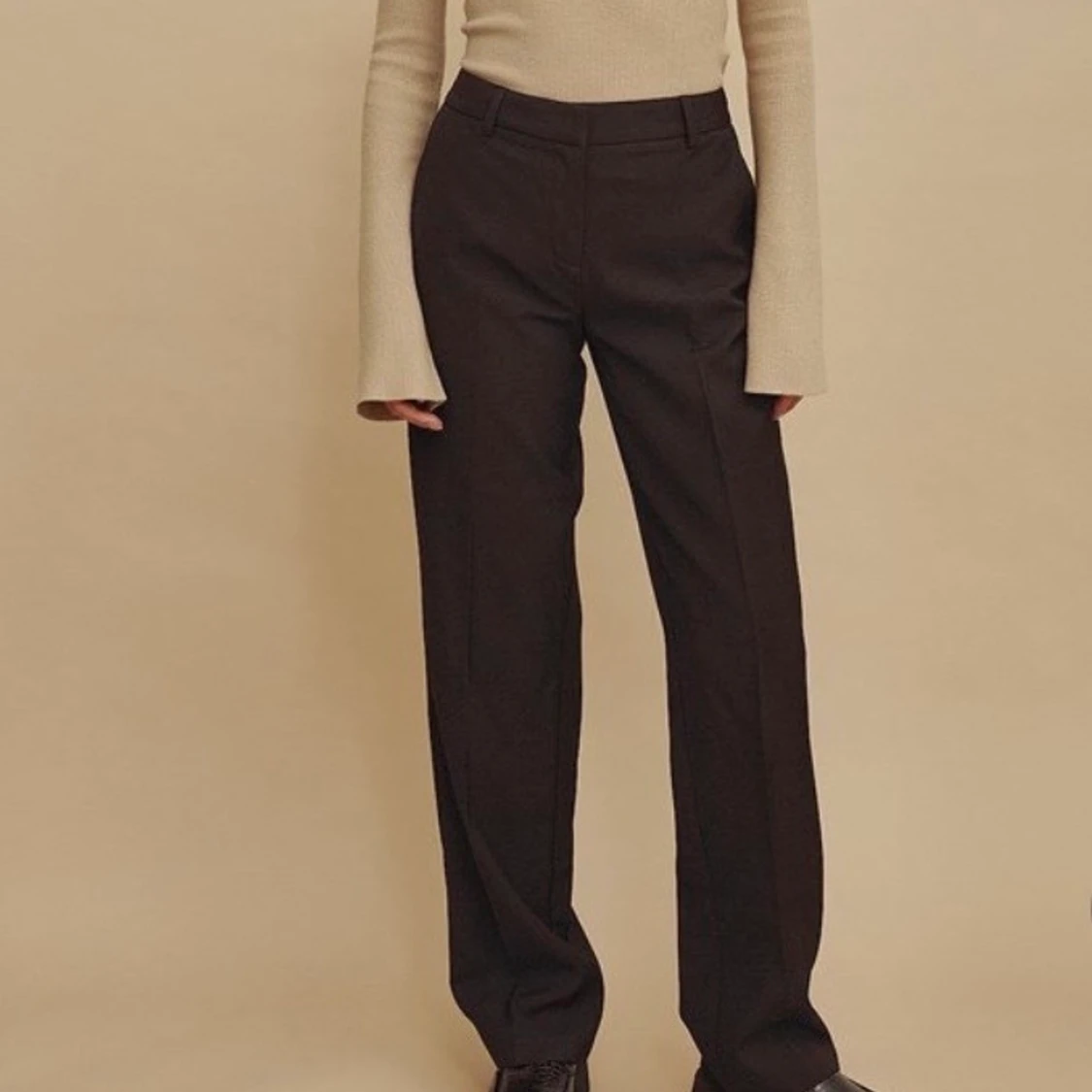 Mid Rise kostymbyxor 