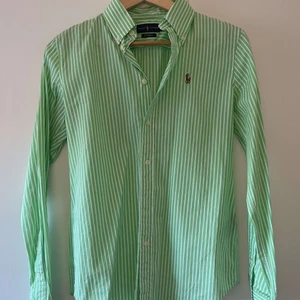 Ralph Lauren skjorta str s - Använd fåtal gånger!