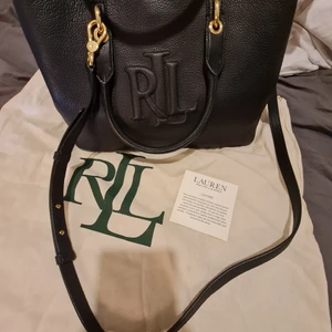 Ralph lauren Hayward leather medium satchel - Köpt för 2 år sedan, använd en gång. Fint skick.