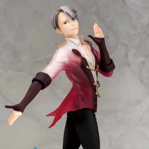 Yuri on ice victor figur - Victor från yuri on ice figur, köpt på Science Fiction-bokhandeln för 1300kr-1400kr (kommer inte ihåg) och säljer för 850kr super fint skick💓 möts ej <3