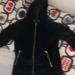 Limitato kofta - Limitato hoodie säljs pga den inte används