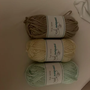 Garn - Garn (aldrig använt) 10kr st