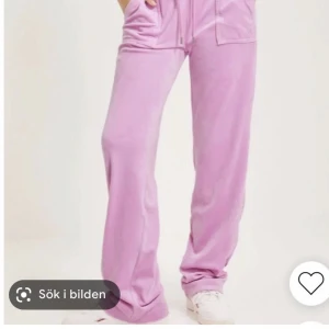 Juciy - Säljer mina jätte fina rosa juicy💗 Om ni är intresserade så skriv till mig privat!