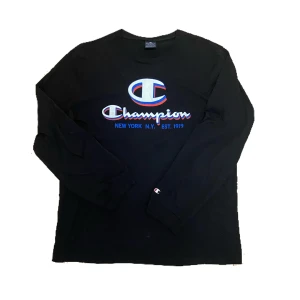 champion tröja  - champion tröja i mycket bra skick! storlek L