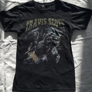 Travis scott - Travis scott tshirt, i storlek S, passar till xs-m, unisex