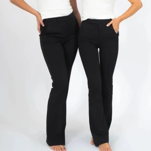 Kostymbyxor - Superfina kostymbyxor som är använda 2 gånger och i super bra skick! Köpta för 899!