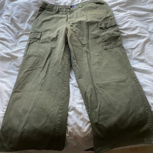 Ralph lauren baggy cargos - Ralph lauren cargo byxor 