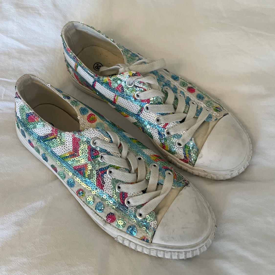 Sneakers med paljetter