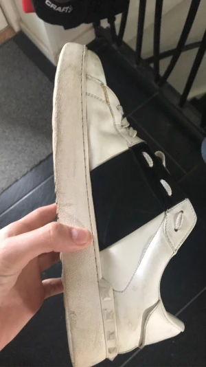 Valentino rockstud 43  - Säljer nu mina valentino ganska beat 6/10 skick säljer för en bra peng 